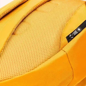 Cartera antartik mochila con asa y bolsillos con cremallera color mostaza 310x160x410 mm Solo Por Tiempo Limitado