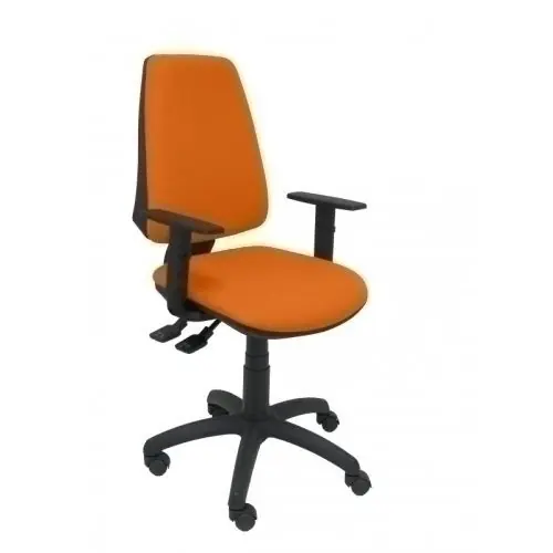 Silla Piqueras y Crespo Elche S Brazos Regulables Mecanismo Sincro de Doble Maneta Gran Confortabilidad Regulable en Altura Ruedas de Nylon Asiento y Respaldo Tapizado Bali Naranja Ocasión Especial